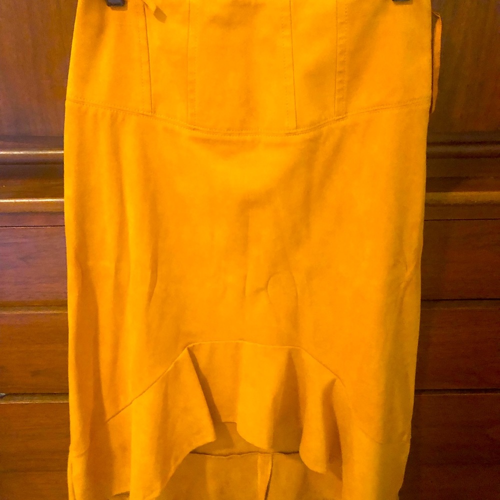 Anthropologie suede skirt size 6